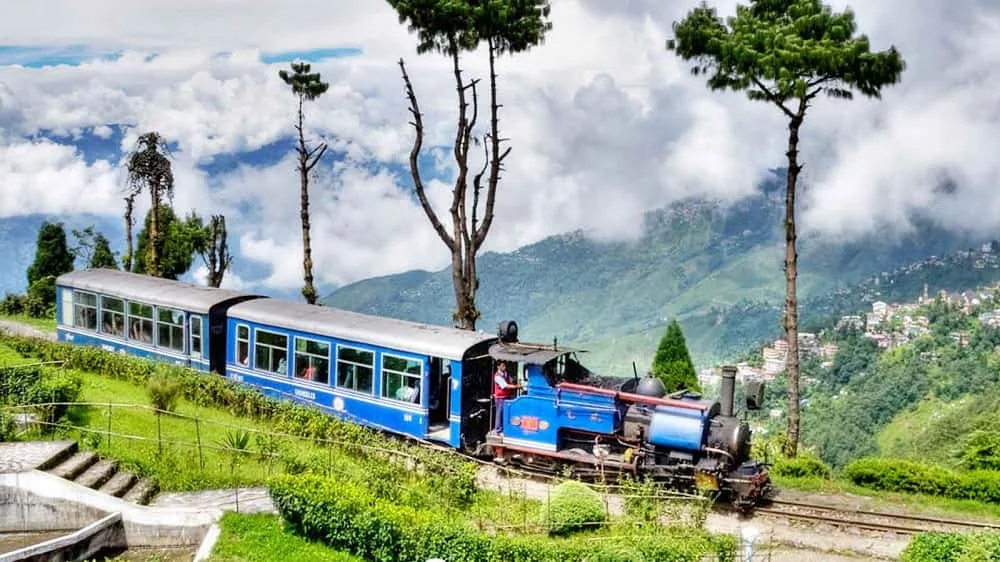 Top Places to Visit in Darjeeling